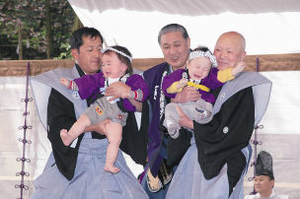 photograph：Bishamon Festival / All Japan Crying Baby Sumo Tournament
