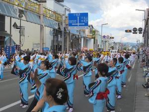 写真：花巻ばやし踊りパレード