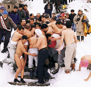 photograph：Hayachine Shrine Somin Festival