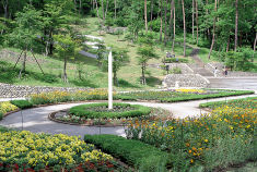 photograph：Polan Square Garden