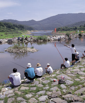 photograph：Lake Tase Fishing Park