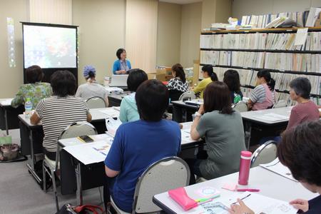 写真：POP講習会の様子1