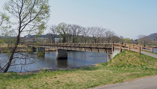 猿ケ石川河川敷の橋