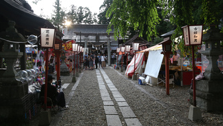 花巻神社の宵宮。花巻では7月1ヶ月間市内各地のお社で宵宮が行われる。