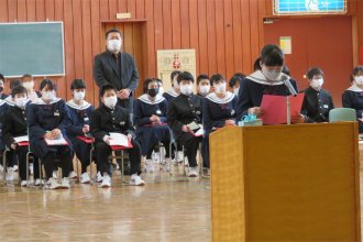 生徒会入会式1