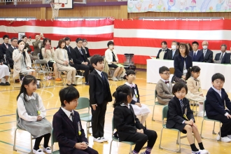 入学式での呼名の様子
