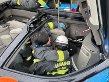 横転車両からの救助体験の画像2