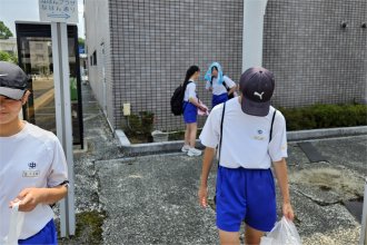 ごみ拾い活動