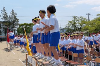 黄組の応援の様子