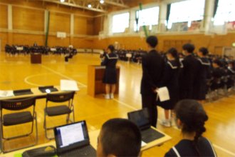 答弁の様子