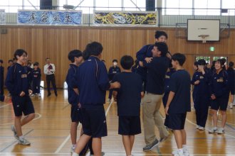 楽しく交流している様子