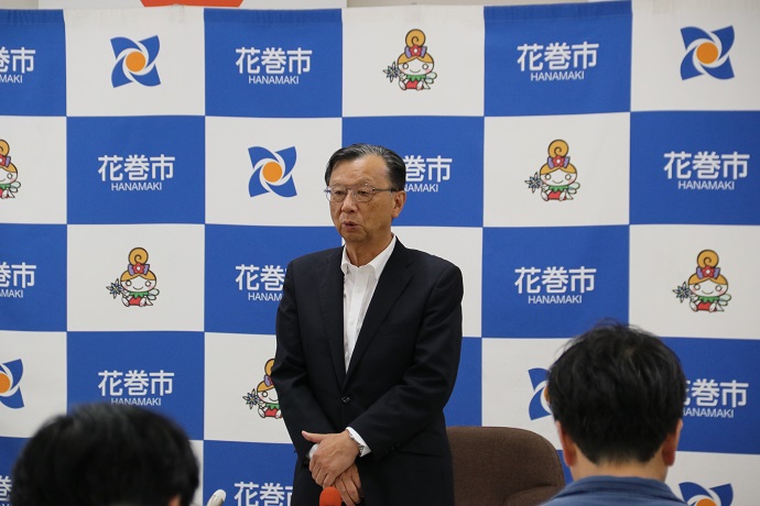 記者会見の様子