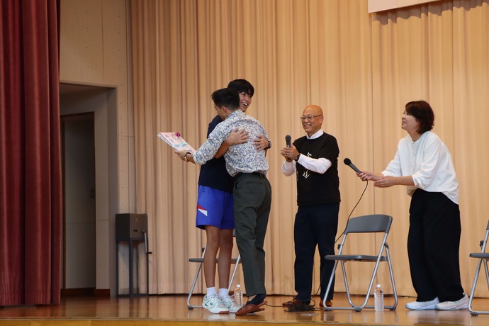 東和中学校 生徒達からプレゼント