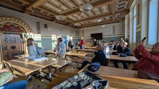 写真：スティルクラッセンの教室見学の様子（2）