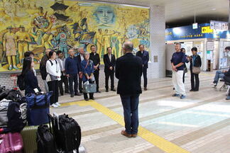 写真：新花巻駅に到着した訪問団
