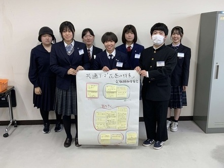 文教福祉委員会集合写真