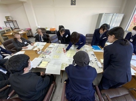 文教福祉委員会の様子2