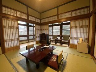 藤三旅館本館の客室