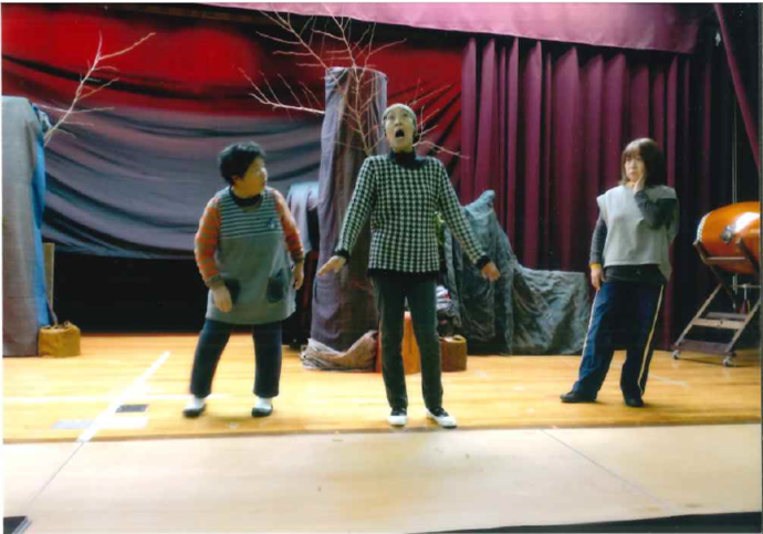 劇団よぐまんづ東和町