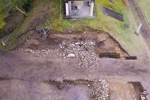 枡形西側土塁の写真