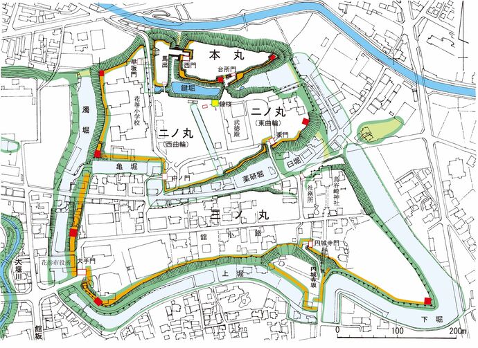 花巻城の縄張りを現況の地図上に示したものです