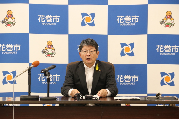 記者会見の様子