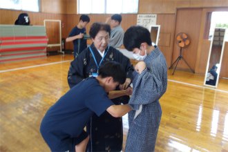 着付け体験(男子)