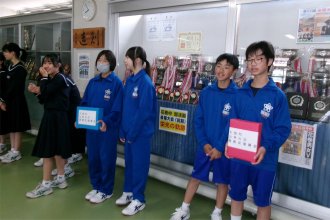 募金の様子2